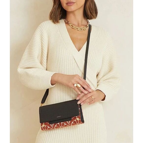 Hammitt AJ Crossbody Clutch Texas Tapestry Black Leather Removable Strap - Picture 3 of 14